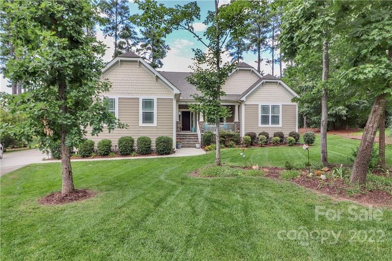 121 Skipjack Point Ct, Mooresville, NC 28117