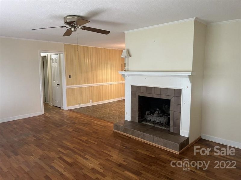 2011 Redbud Dr, Gastonia, NC 28056