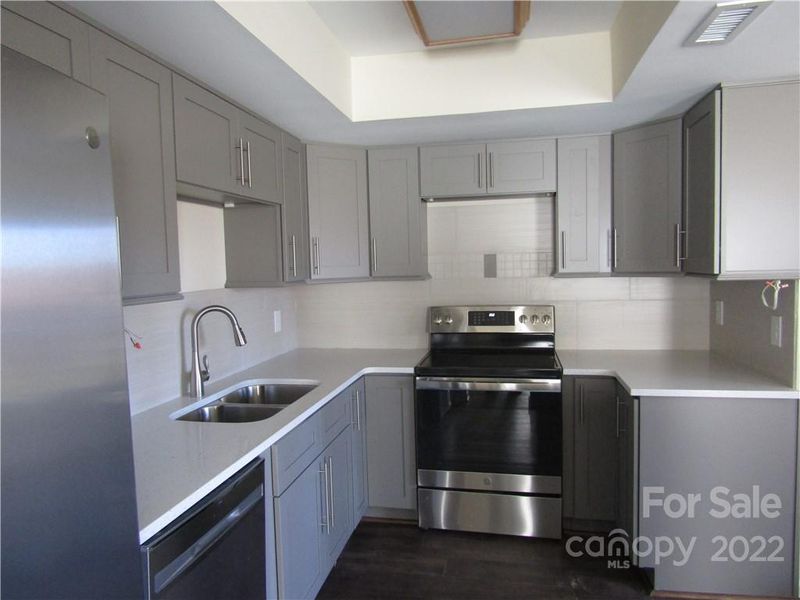 6807 Cabot Cir, Charlotte, NC 28226