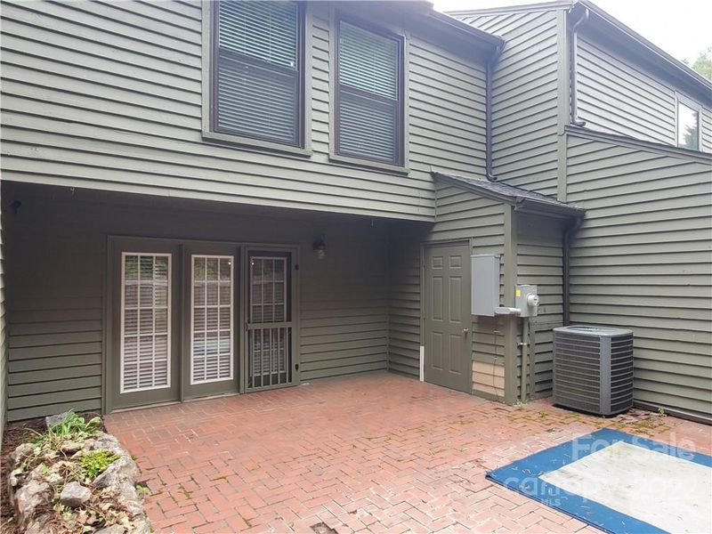 4340 Center St #407, Hickory, NC 28601