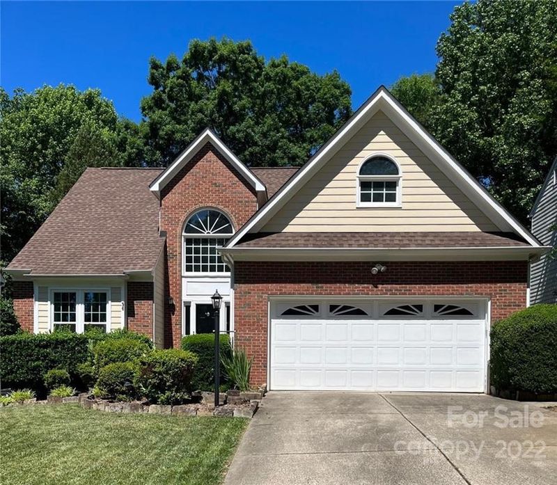 9756 Whitewood Trl, Charlotte, NC 28269
