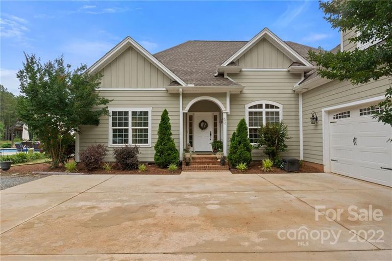 820 Chambers Rd, York, SC 29745