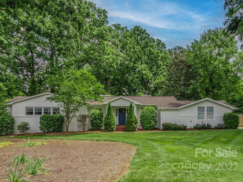 4701 Addison Dr, Charlotte, NC 28211