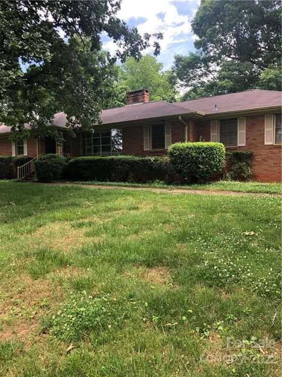 4208 Hyde Park Dr, Charlotte, NC 28216
