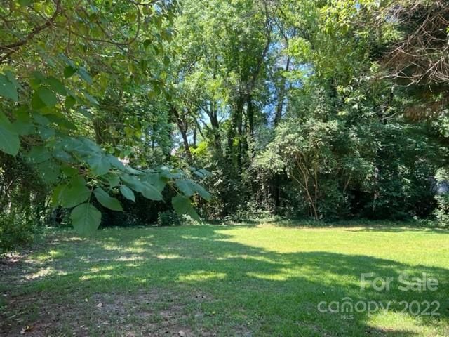 4132 Randolph Rd, Charlotte, NC 28211