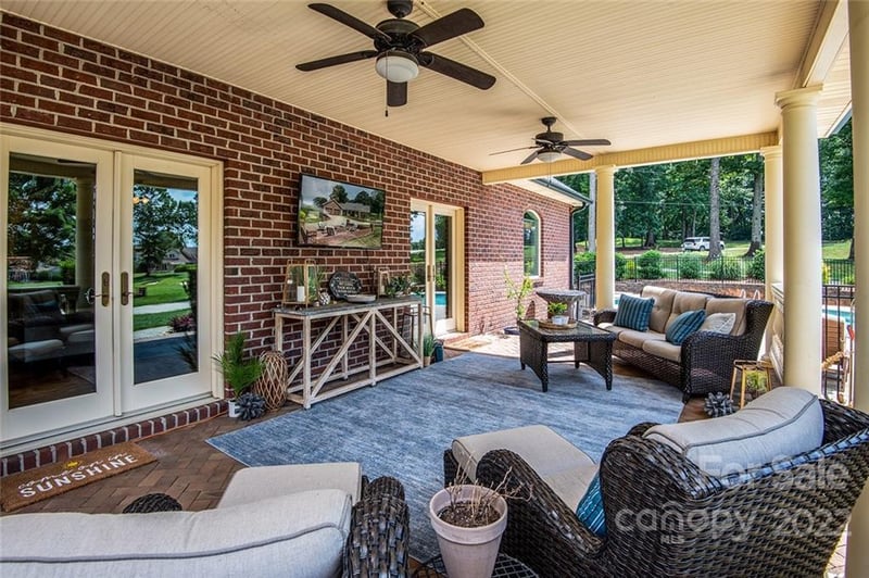 3509 Rock Bridge Dr NE, Conover, NC 28613