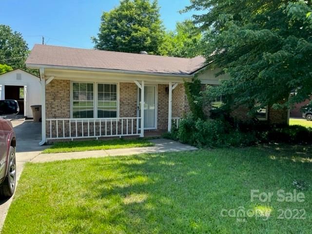 8008 Hemby Wood Dr, Indian Trail, NC 28079