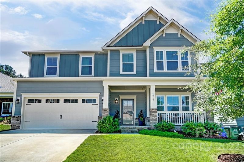 5060 Stonehill Ln, Matthews, NC 28104