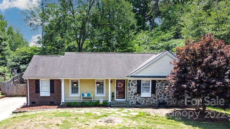3517 Stonemark Ct, Gastonia, NC 28054