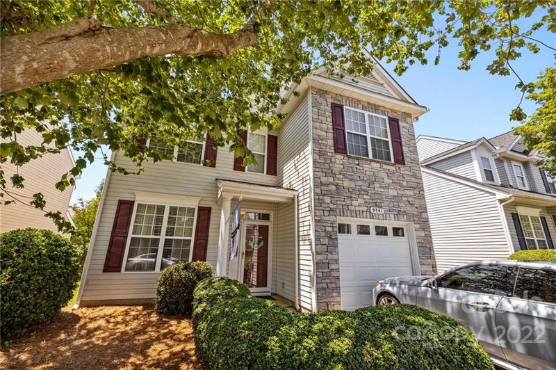 9341 Longstone Ln, Charlotte, NC 28277
