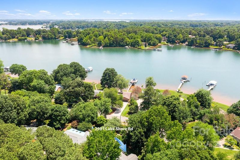 2981 S Lake Shore Rd, Denver, NC 28037