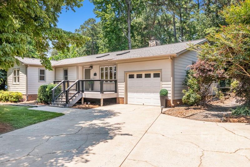 2981 S Lake Shore Rd, Denver, NC 28037