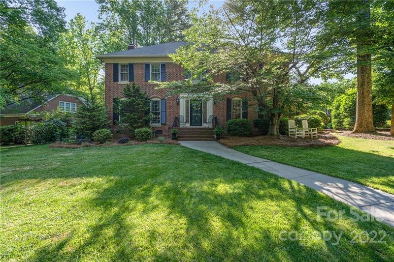 9333 Sardis Glen Dr, Matthews, NC 28105