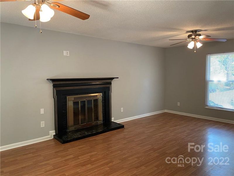 8532 Mayerling Dr, Charlotte, NC 28227