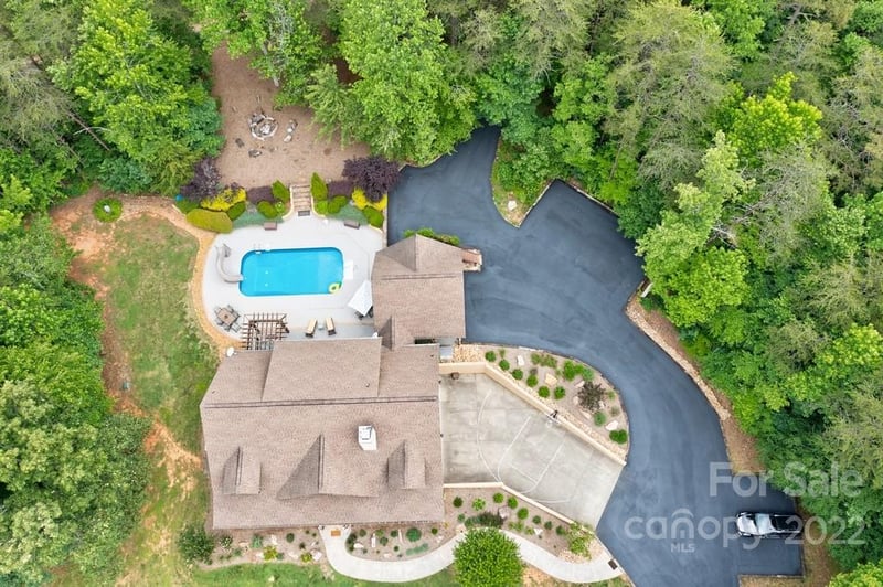 1658 Maggie St, Catawba, NC 28609