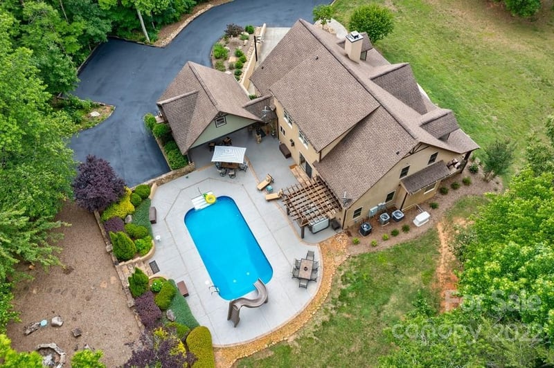 1658 Maggie St, Catawba, NC 28609