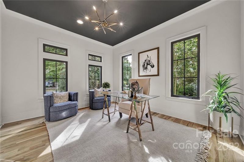536 Marsh Rd, Charlotte, NC 28209