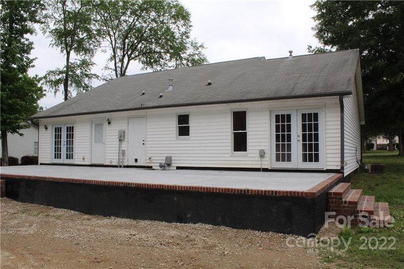 6306 Cambridge Dr, Harrisburg, NC 28075