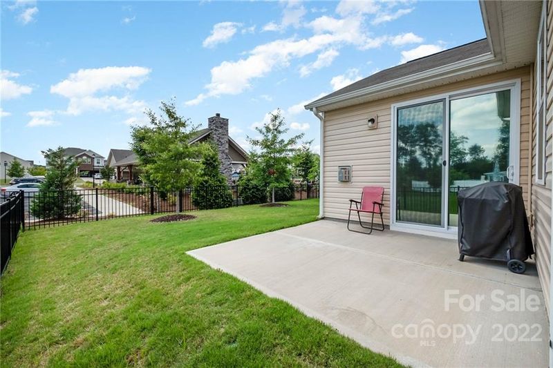 1397 Kings Grove Dr, York, SC 29745