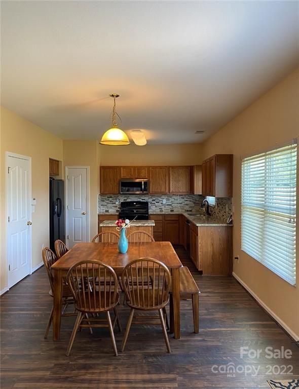 7127 Winding Cedar Trl, Harrisburg, NC 28075