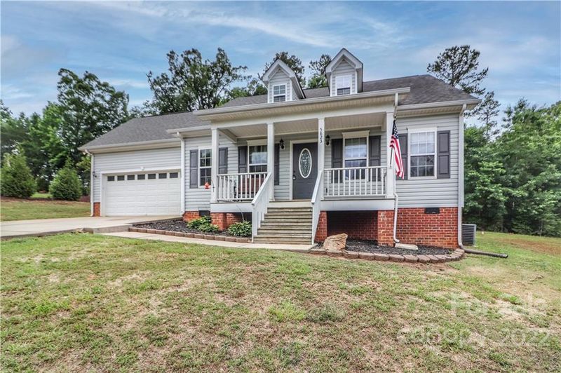 5823 Sunset View Ln, Catawba, NC 28609
