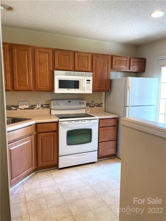 11346 Stone Trail Rd, Charlotte, NC 28213