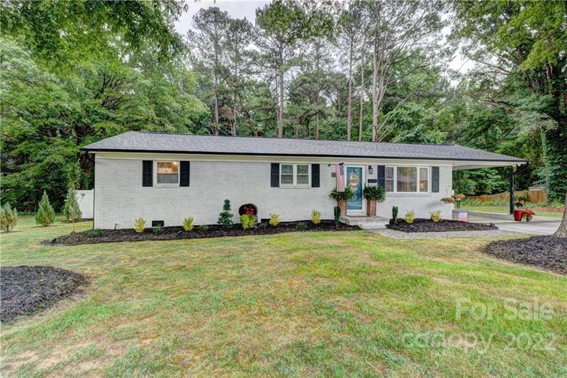 403 Kent St, Cherryville, NC 28021