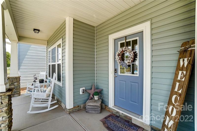 155 Parkmont Dr, Troutman, NC 28166
