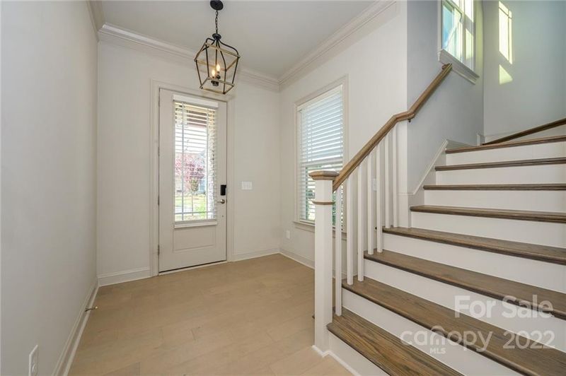 3000 Laney Pond Rd, Matthews, NC 28104