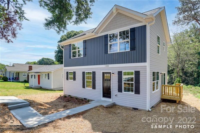 917 Berlin St NW #10, Conover, NC 28613