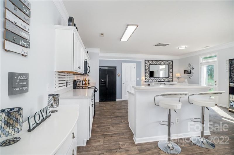 7926 Mossycup Dr, Charlotte, NC 28215