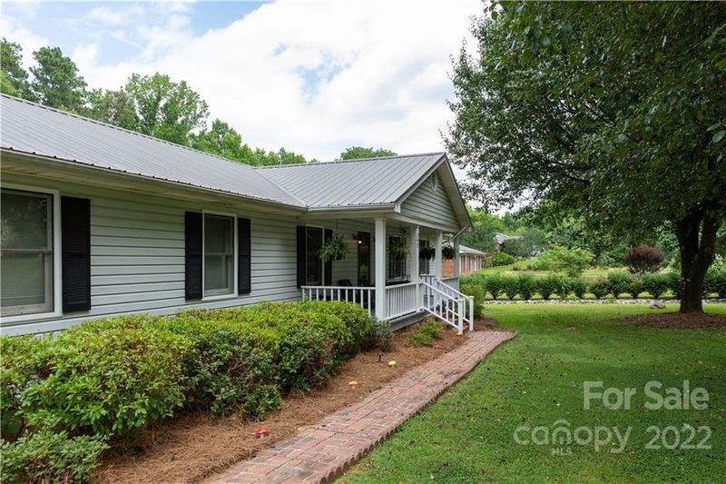 745 Briarfield Rd, Rock Hill, SC 29730