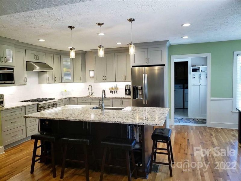 8237 Anderson Pl, Harrisburg, NC 28075