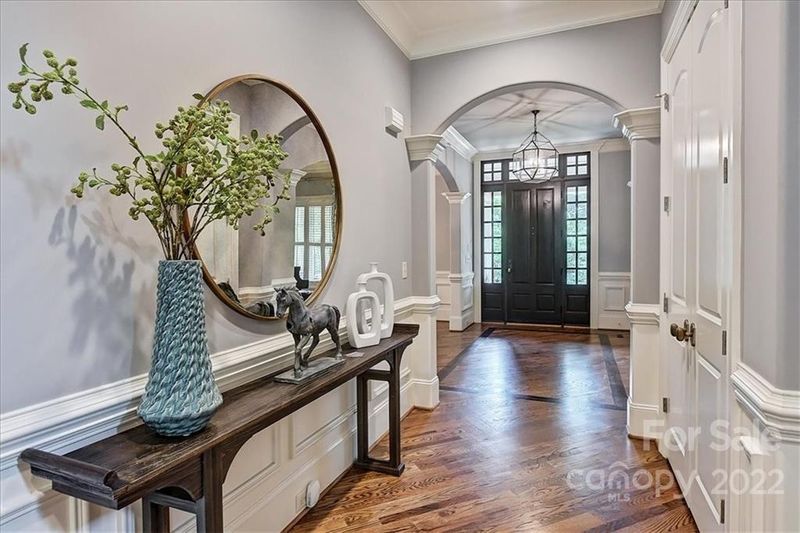 2716 Roswell Ave, Charlotte, NC 28209