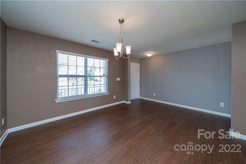 1929 Windy Willow Ln, Dallas, NC 28034
