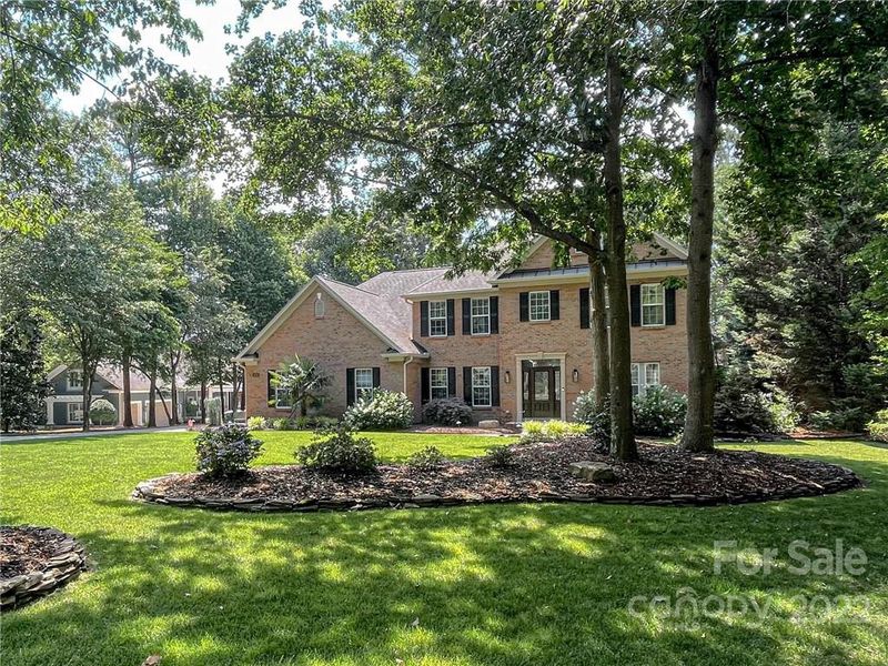 4618 Sierra View Dr, Denver, NC 28037