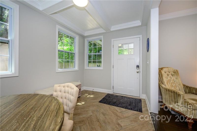 2117 Dalehurst Dr, Charlotte, NC 28205