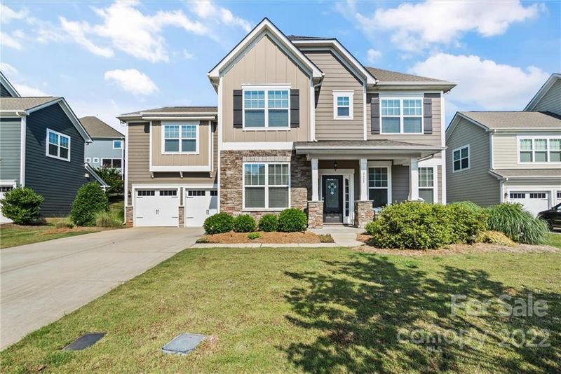 111 Cherry Bark Dr, Mooresville, NC 28117