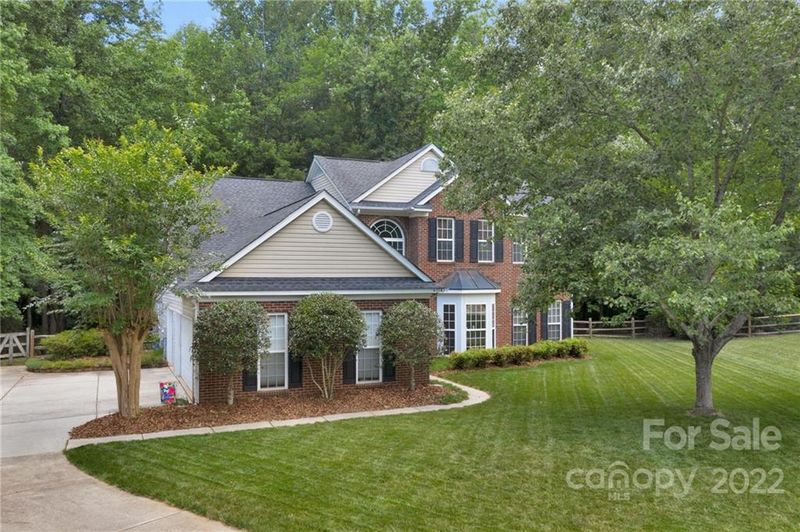 6314 Lowergate Dr, Waxhaw, NC 28173