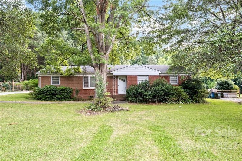 9812 Central Dr, Mint Hill, NC 28227