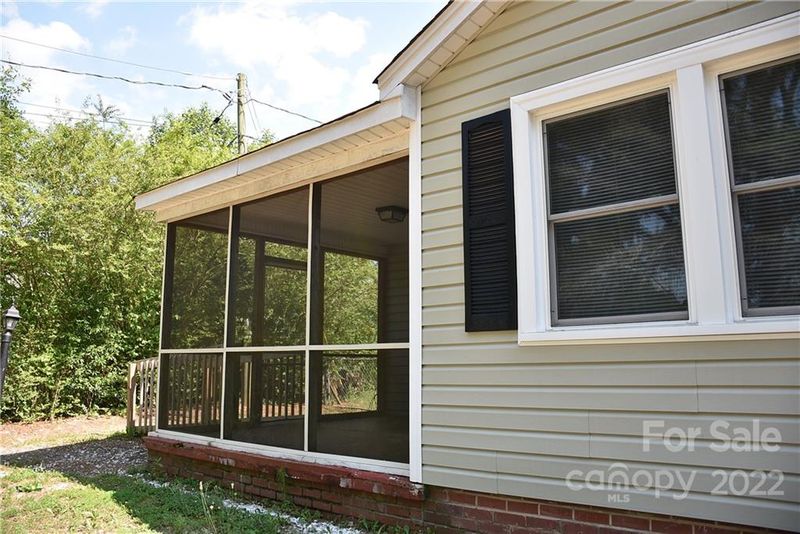 521 Davis Park Rd, Gastonia, NC 28052
