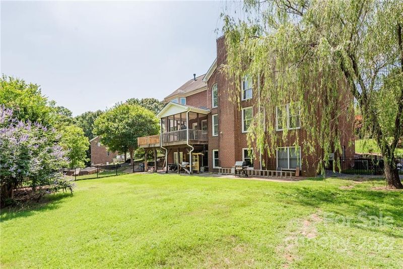 363 Gringley Hill Rd, Fort Mill, SC 29708