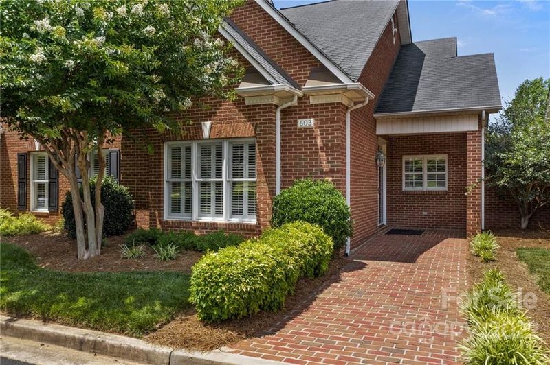 602 Warrington Pl, Rock Hill, SC 29732