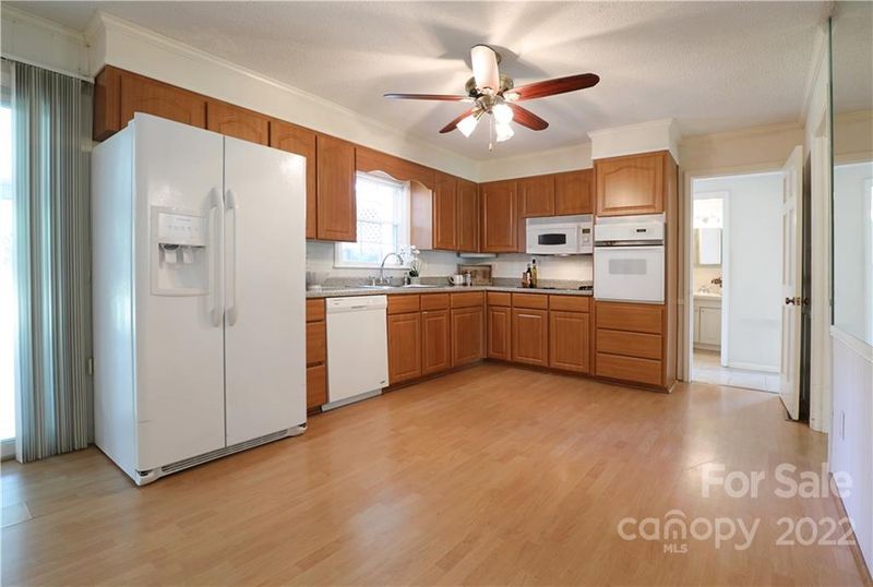 3035 Studley Rd, Charlotte, NC 28212