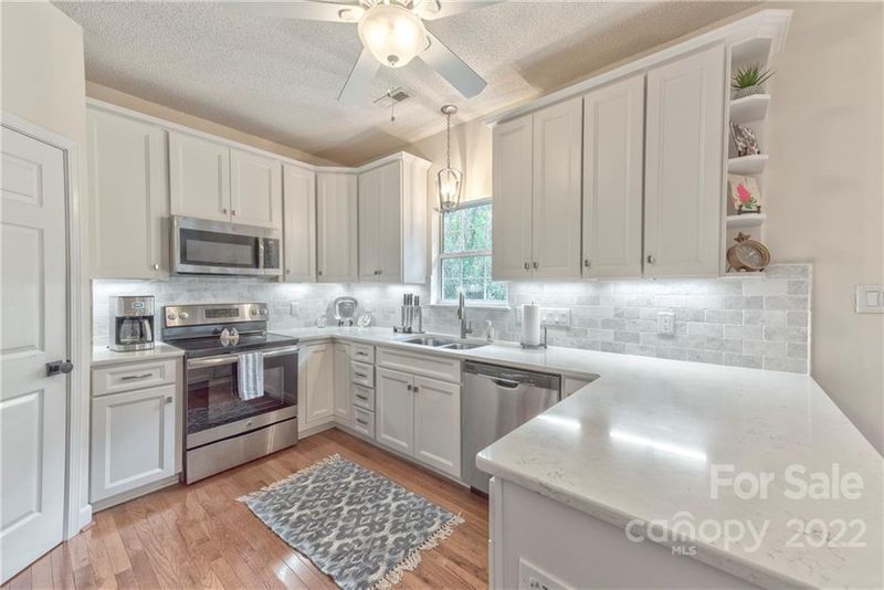 3214 Old Chapel Ln, Charlotte, NC 28210