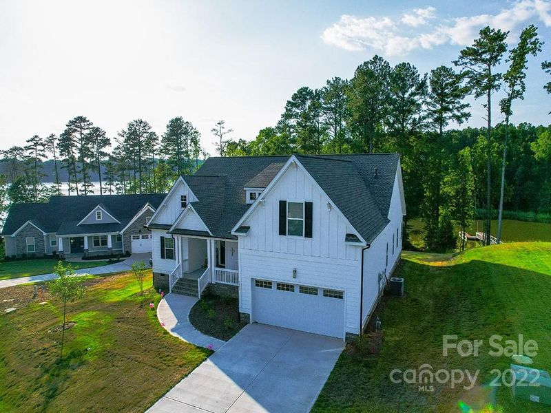 5300 Admirals Ldg, Lancaster, SC 29720