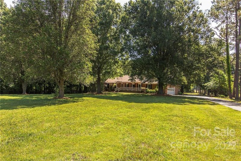 11587 Pioneer Mill Rd, Midland, NC 28107