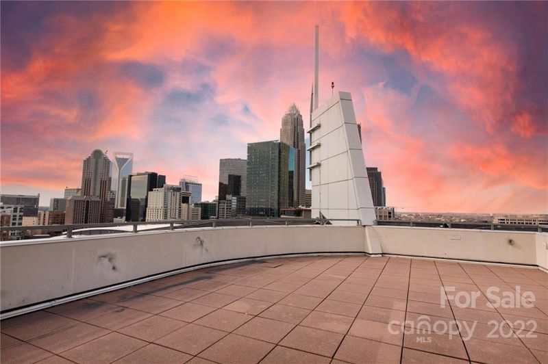 505 E 6th St #1204, Charlotte, NC 28202