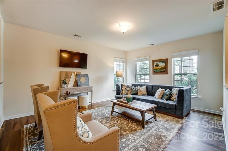 6174 Cloverdale Dr, Tega Cay, SC 29708