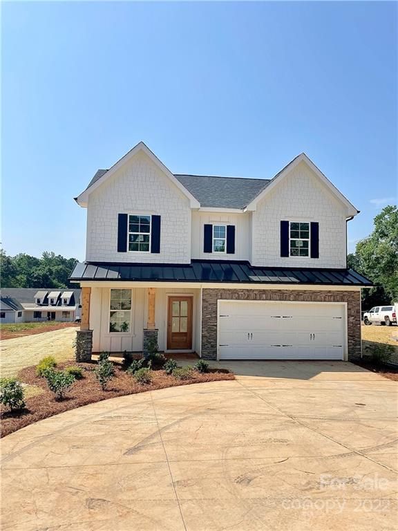 956 Armstrong Rd, Belmont, NC 28012